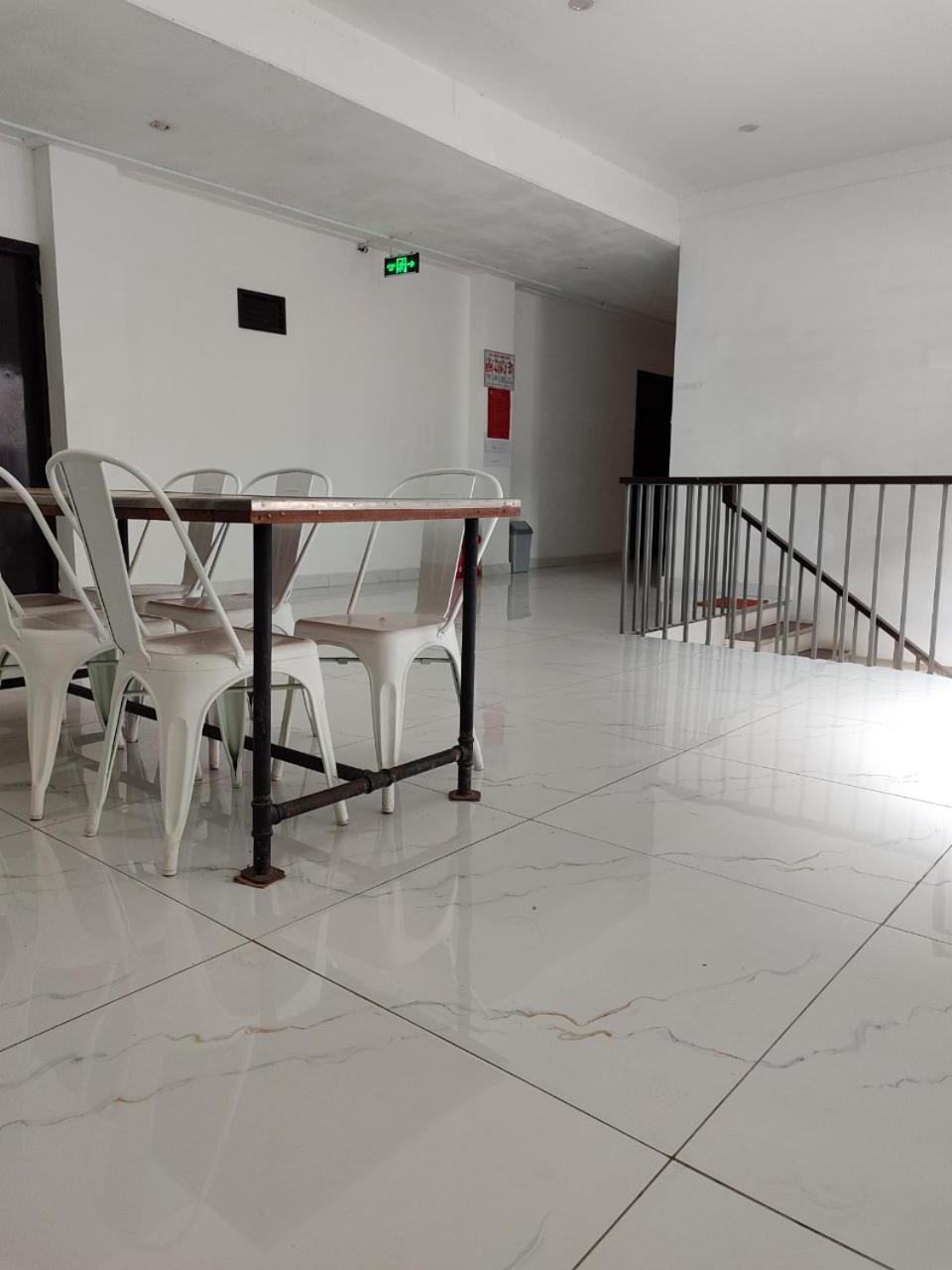 Nha Khach Ken Hotel Cà Mau Kültér fotó